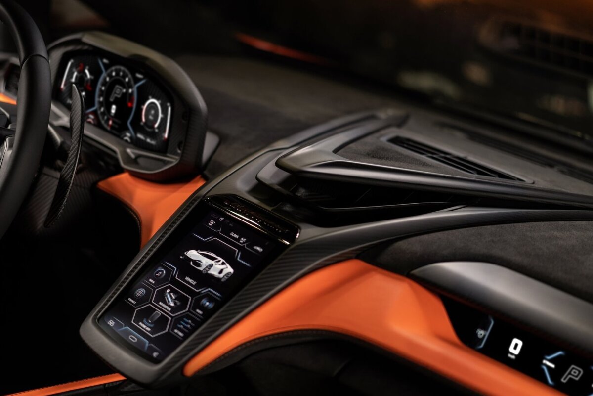 Lamborghini Revuelto - 2023
