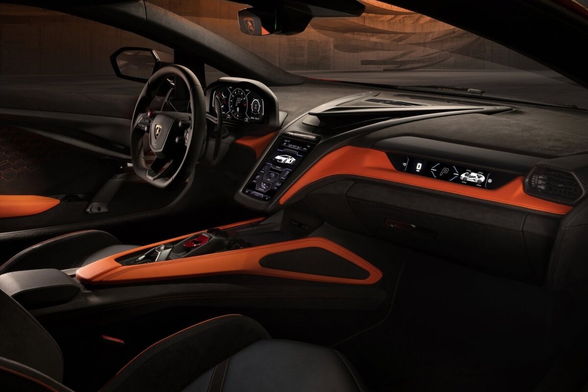 Lamborghini Revuelto - 2023
