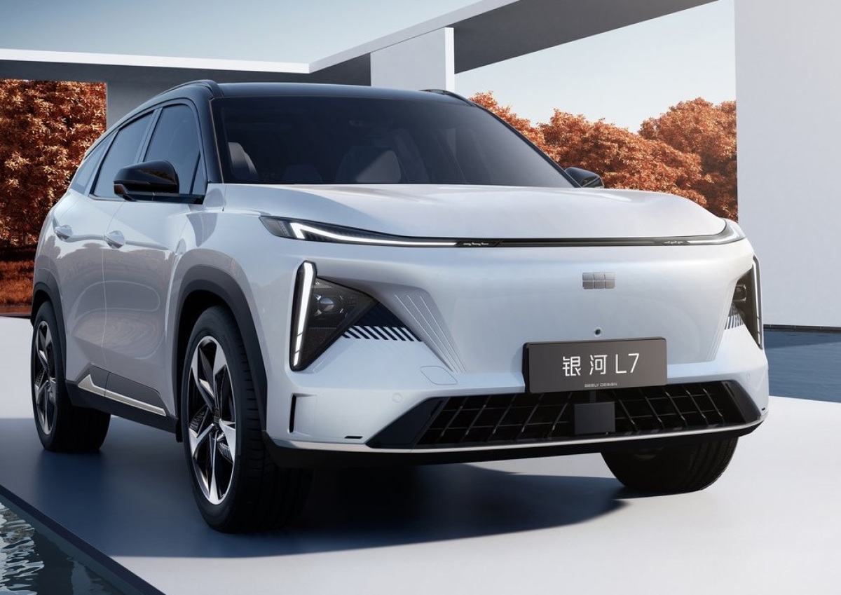 Geely Galaxy L7 2