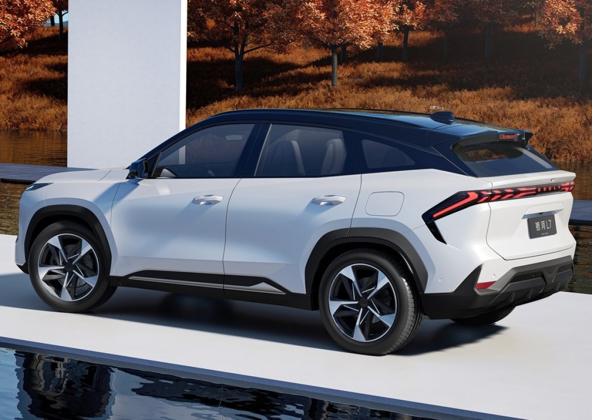 Geely Galaxy L7 5