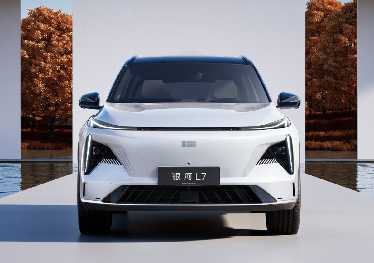Geely Galaxy L7 6