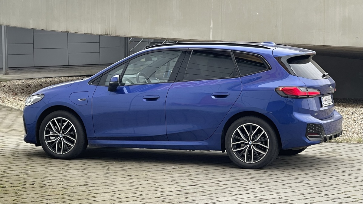 BMW 230e xDrive Active Tourer (2023)