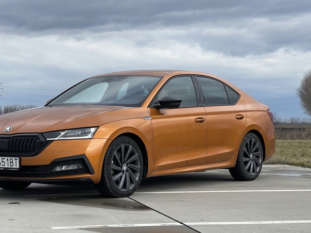 Škoda Octavia Sportline 2,0 TSI 4×4 (2023)