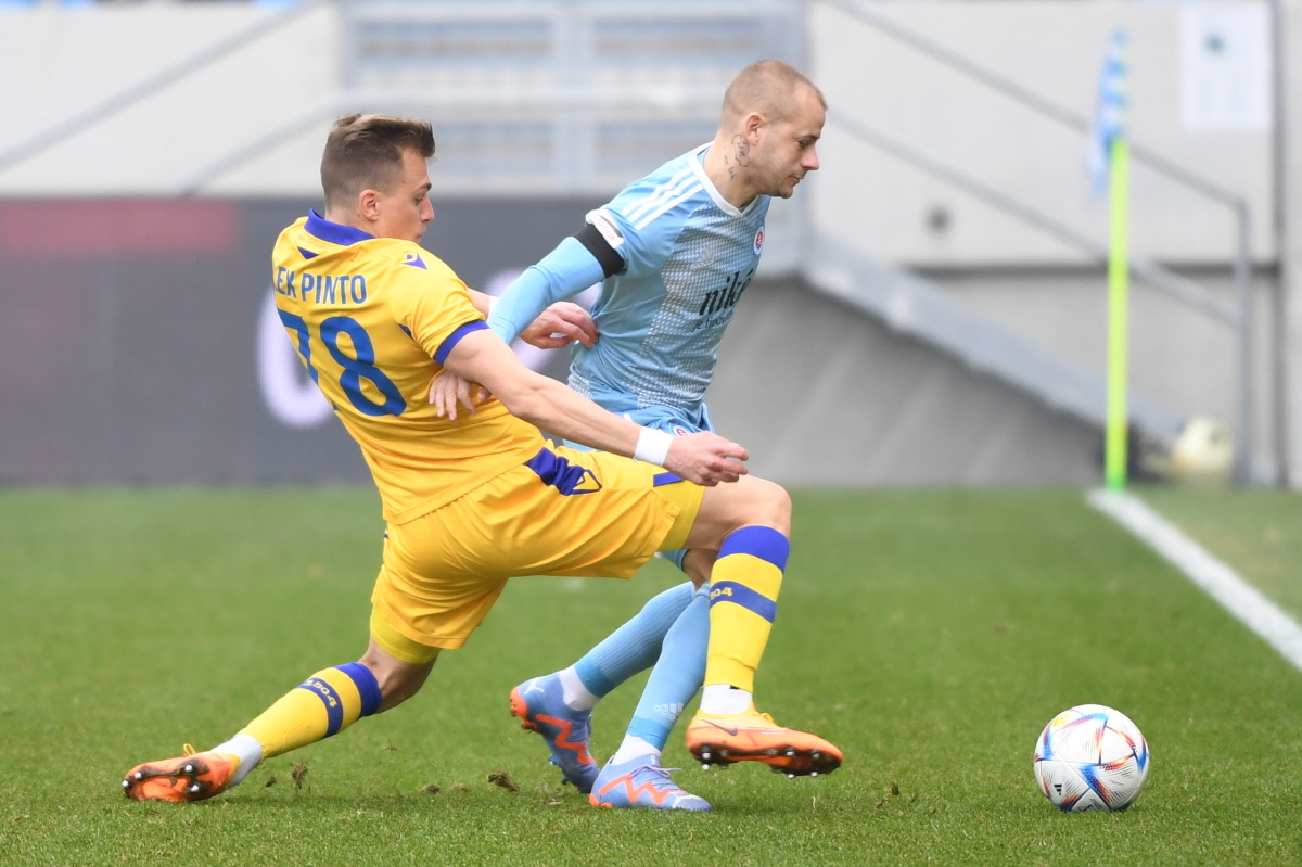 1 Slovan - DAC