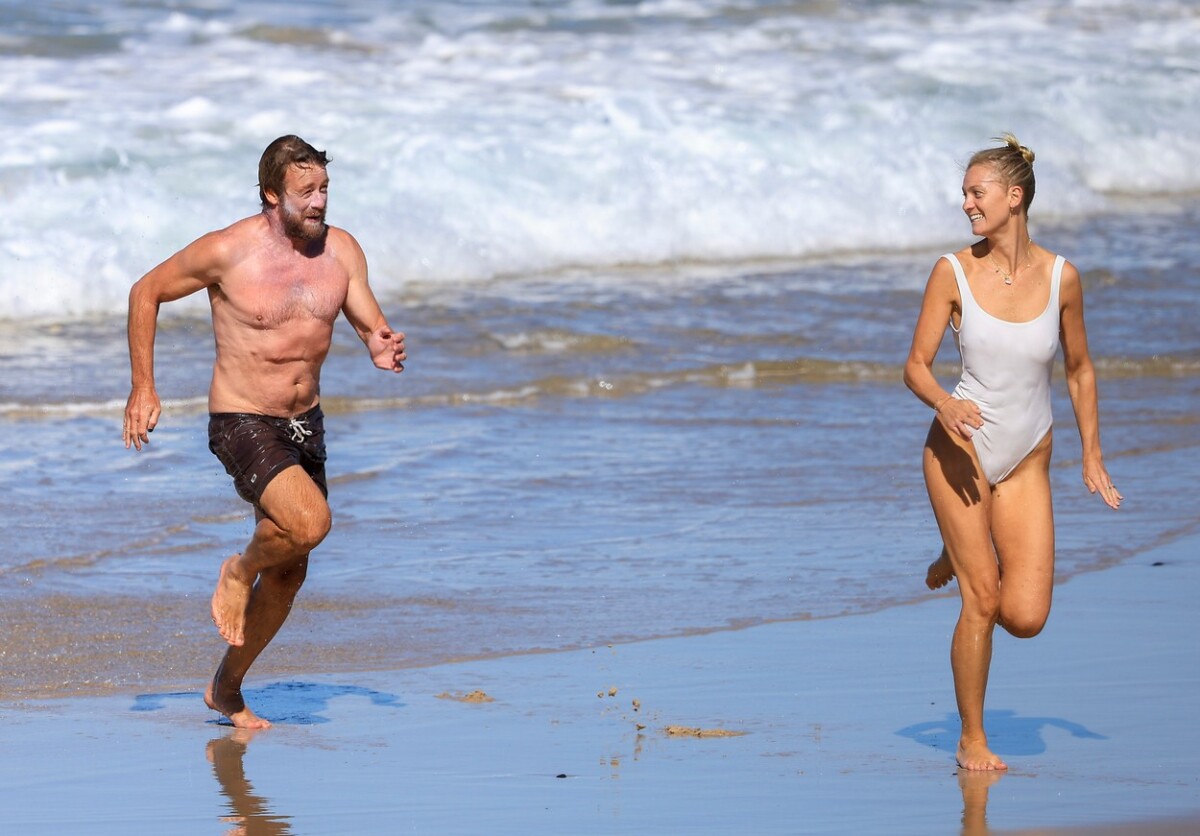 Simon Baker