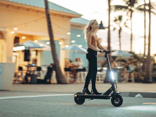 pexels-gforce-bike-15648071 1