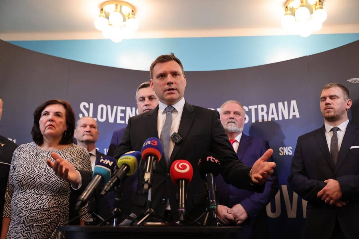 Andrej Danko, Tomáš Taraba, SNS, spájanie, Filip Kuffa