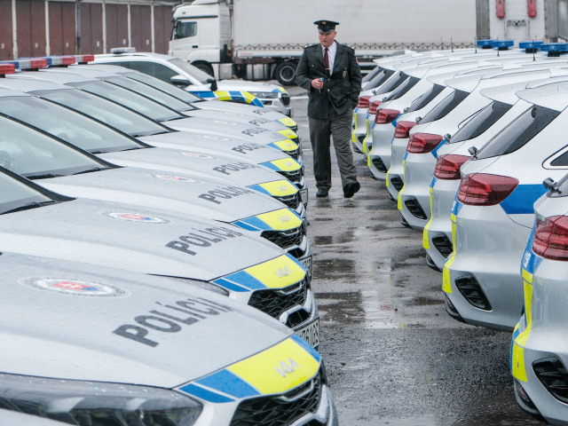 policia, nové autá, policajné autá,