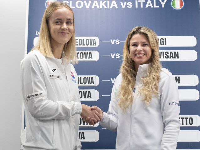 Schmiedlová a Giorgiová