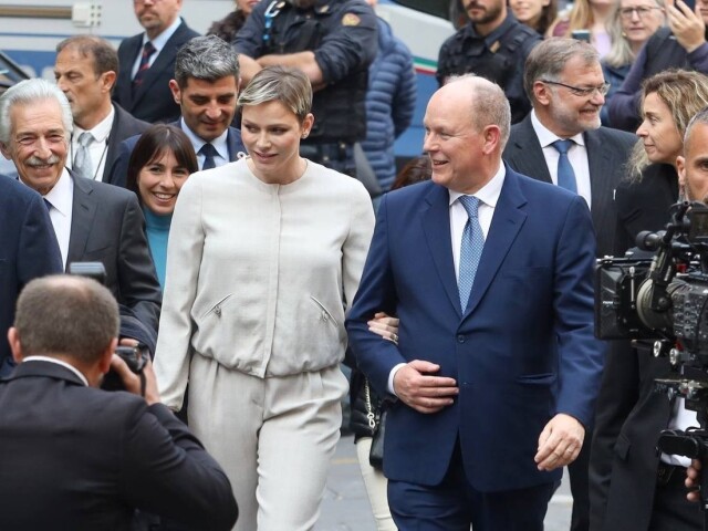 Monacké knieža Albert II. a jeho manželka, princezná Charlene