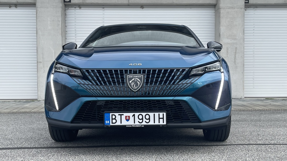Peugeot 408 1.2 PureTech 130k EAT8 (2023)