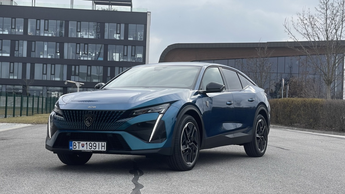 Peugeot 408 1.2 PureTech 130k EAT8 (2023)