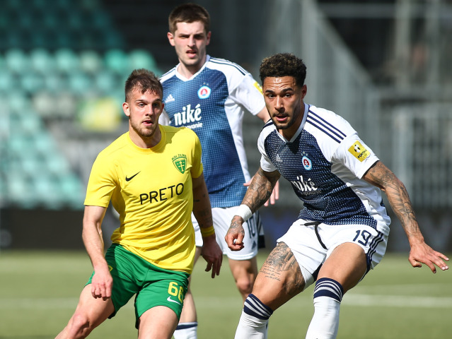 SR futbal FL o titul 6. kolo Žilina Slovan ZAX
