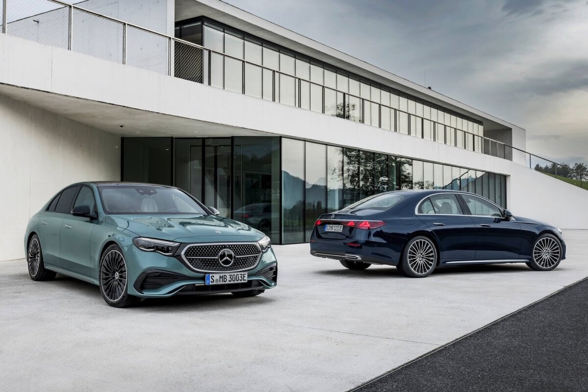 Mercedes-Benz E-Class - 2023