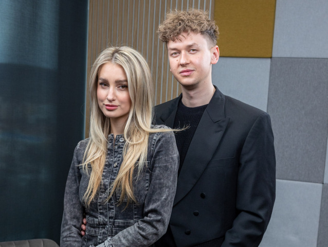 Miss Slovensko 2020 Leona Novoberdaliu a riaditeľ súťaže Miss Slovensko Michael Kováčik. 