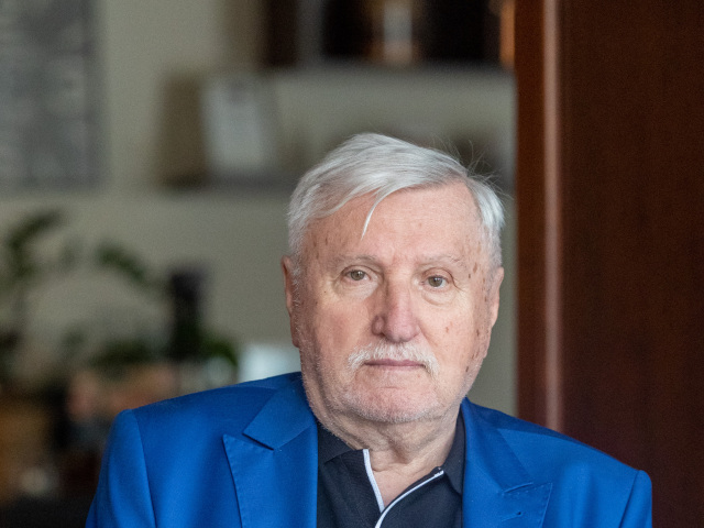 Kamil Peteraj