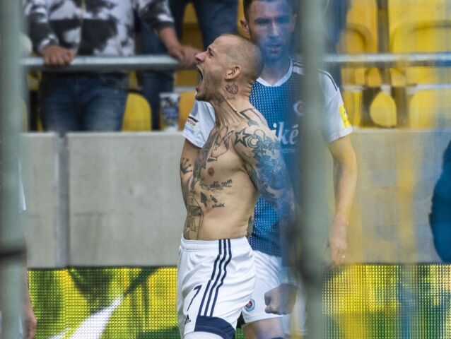14. DAC - Slovan