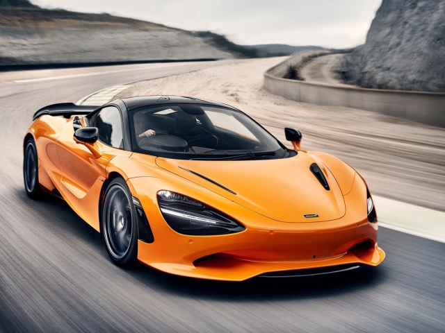 McLaren 750S