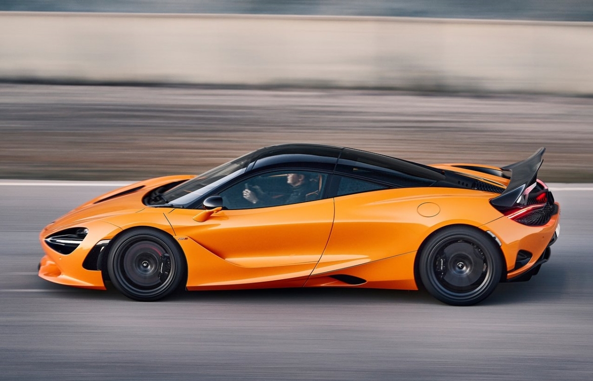 McLaren 750S 4