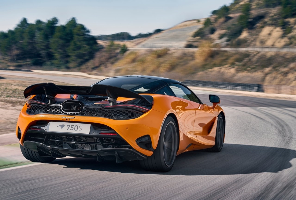 McLaren 750S 5