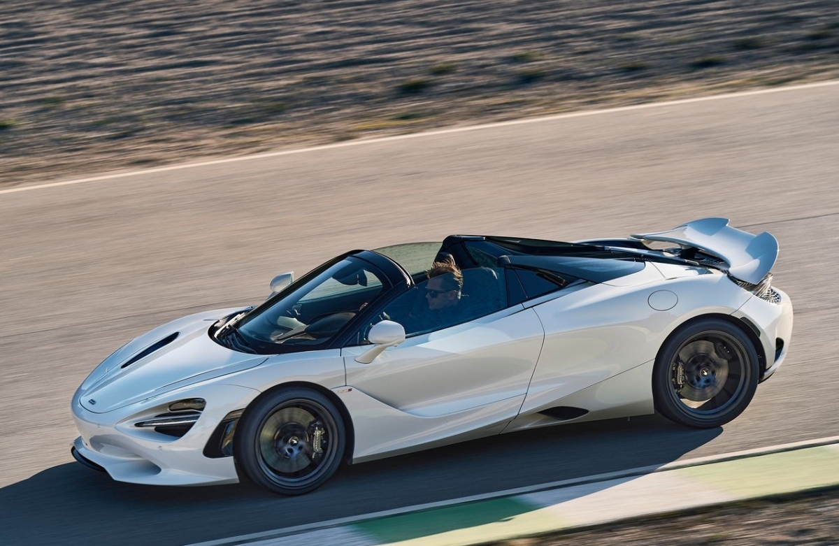 McLaren 750S Spider 2