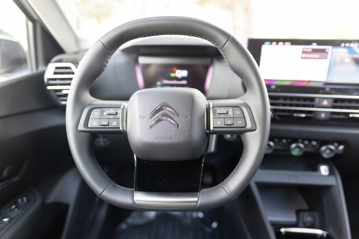 Citroën ë-C4 X - test 2023