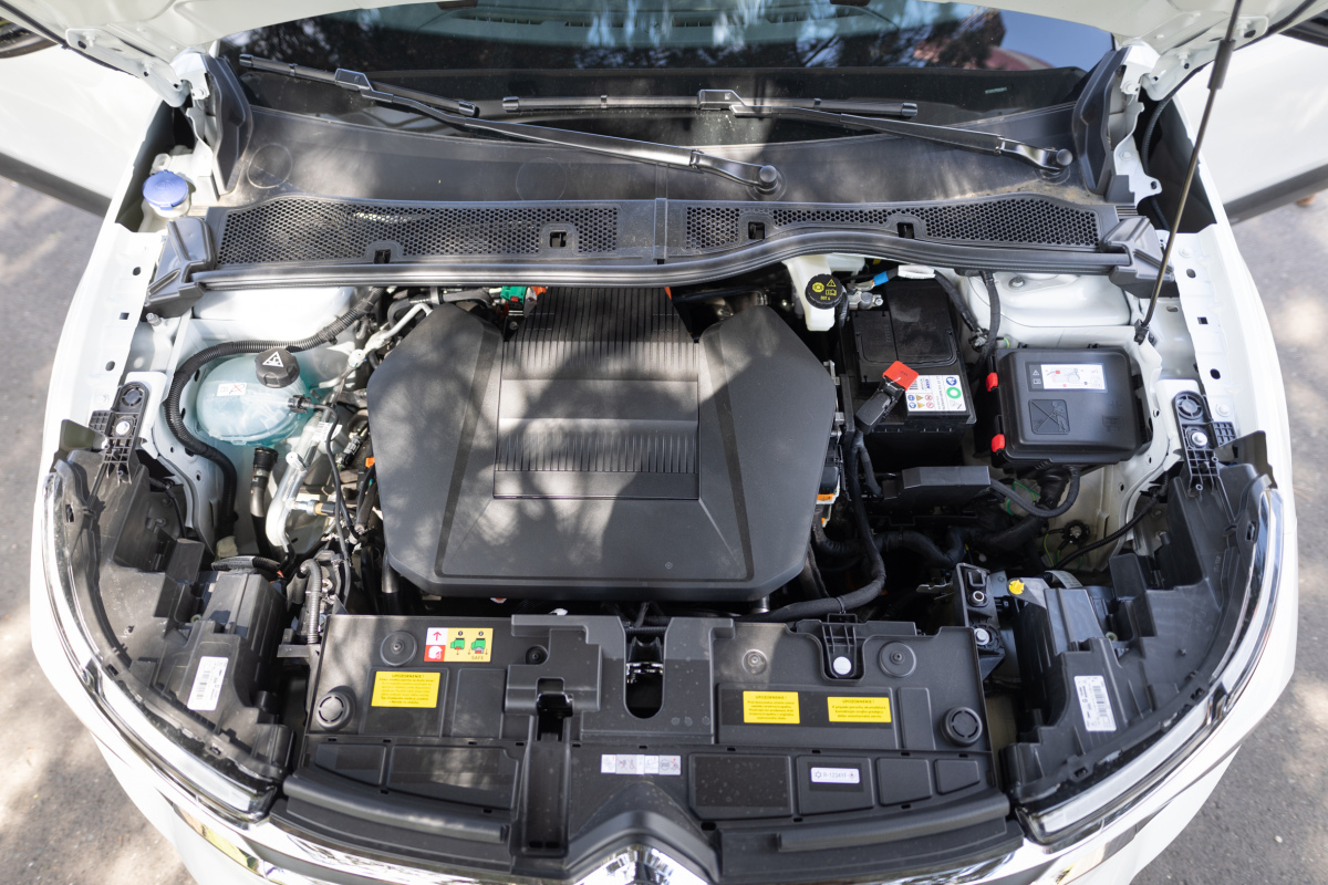 Citroën ë-C4 X - test 2023