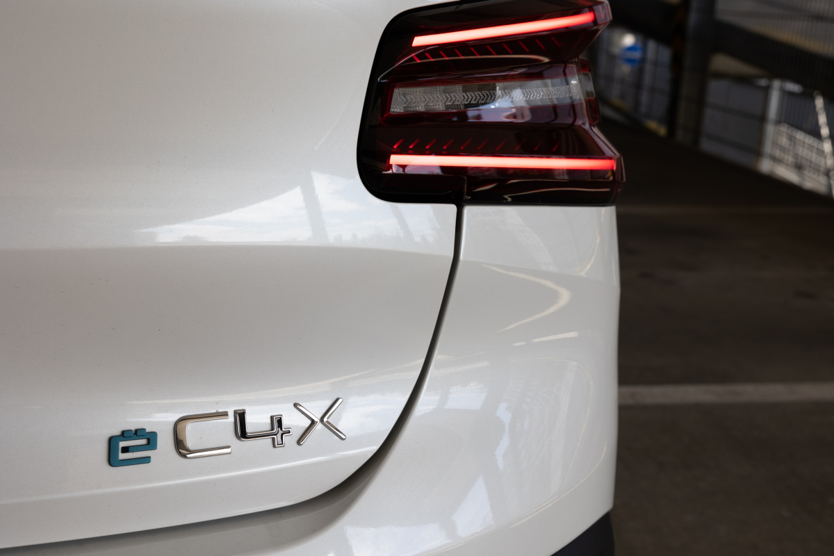 Citroën ë-C4 X - test 2023