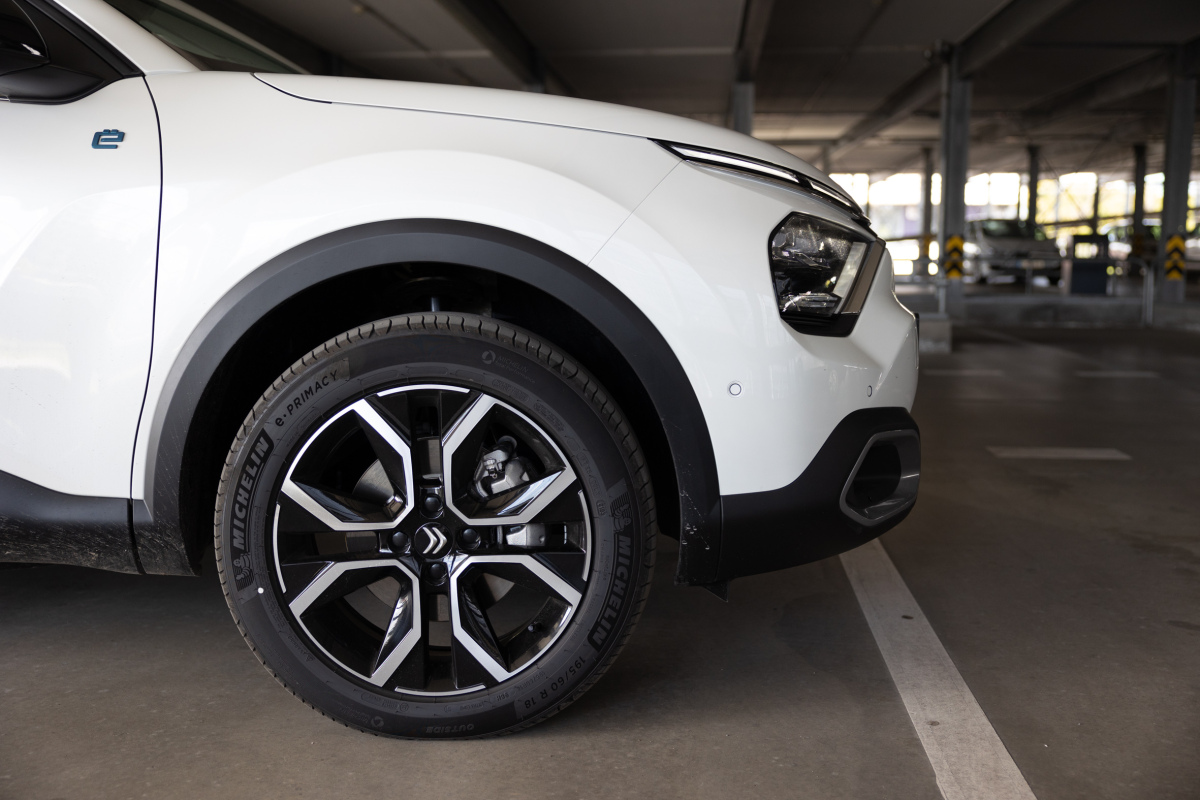 Citroën ë-C4 X - test 2023