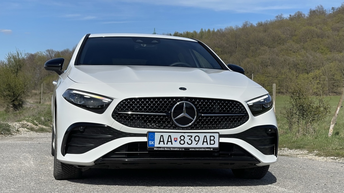 Mercedes A 180 (2023)