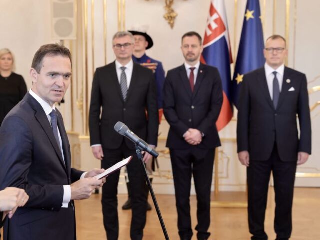 ódor, úradnícka vláda