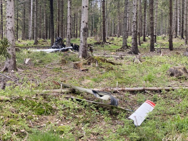 lietadlo trosky les orava
