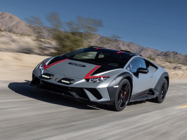 Lamborghini Huracan Sterrato 32