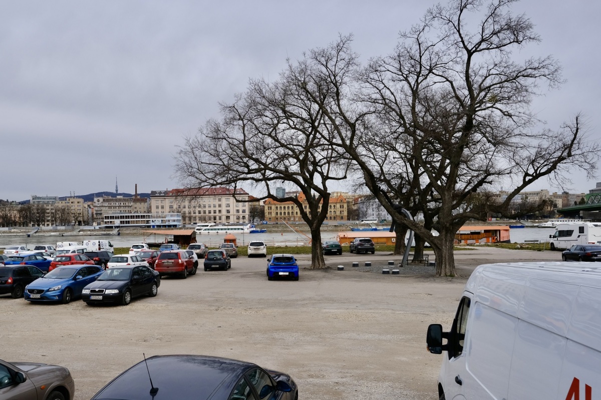 Pamätník obetiam extrémizmu