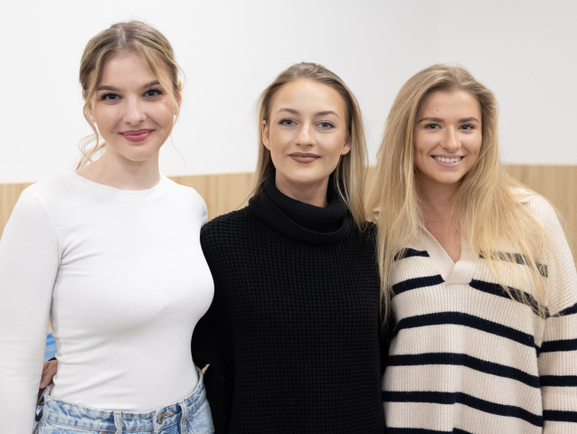 muzikal fontana pre zuzanu Viktória Ševelová, Sára Varšová, Linda Šuhajdová