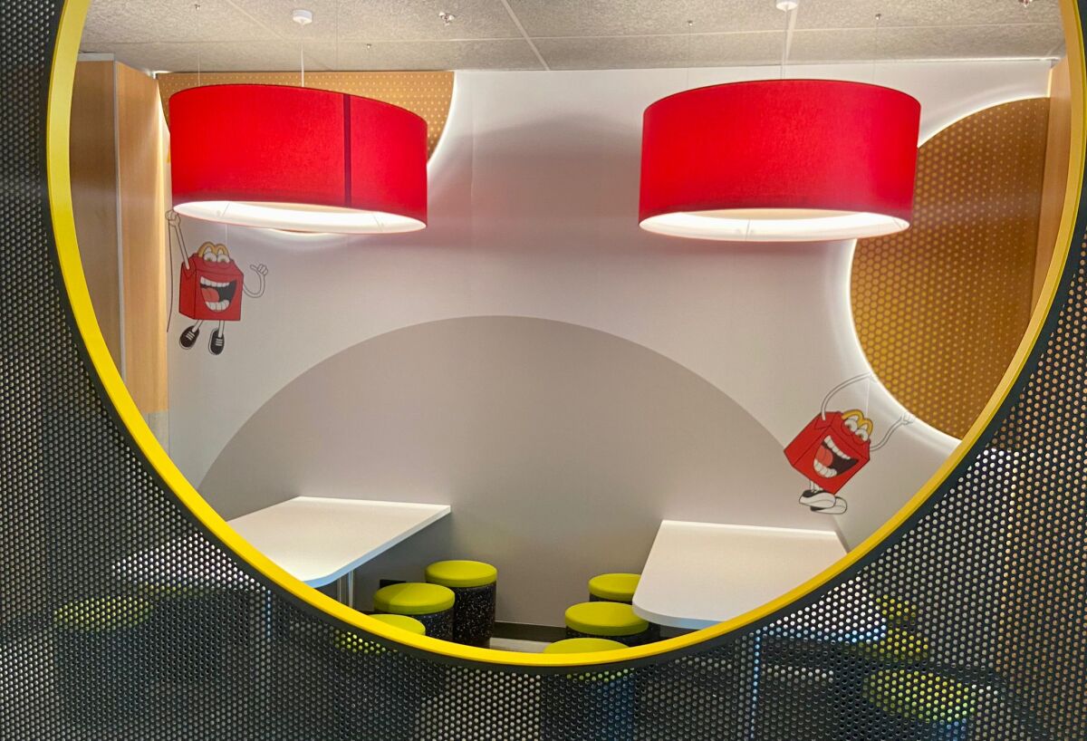 Eurovea 2, McDonald’s