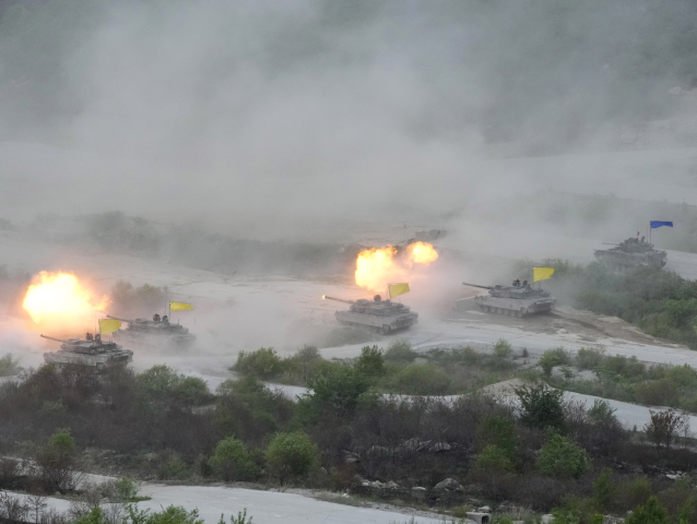 vojenské cvičenie Južnej Kórei a Ameriky, tanky K-2 