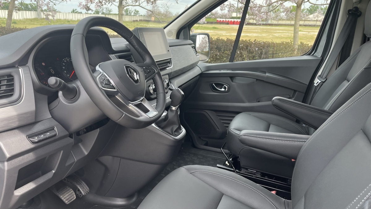 Renault Trafic L2 SpaceClass Blue dCi 170 EDC (2023)