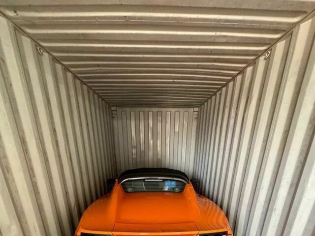 Tesla Roadster 2010 - objavené exempláre