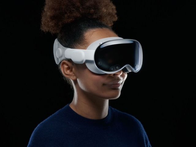 Apple Vision Pro, headset, virtuálna realita