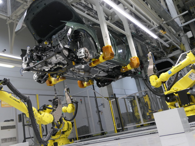 SR Kia automobilka 2022 polrok výroba TK ZAX