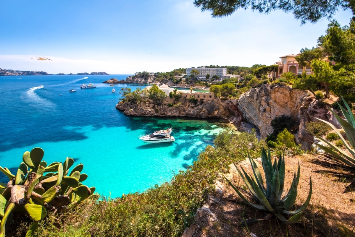 NEPOUZ, Cala Noelia, Malorka, Španielsko