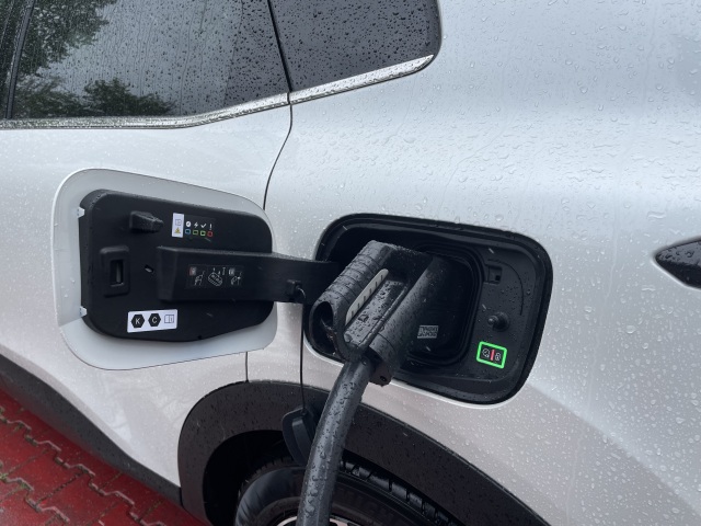 Citroën ë-C4 X - test 2023