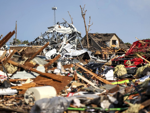 Tornádo, Perryton, Texas, trosky