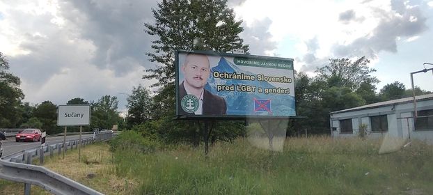 Bilbord strany Kotlebovci -ĽSNS v predvolebnej kampani.