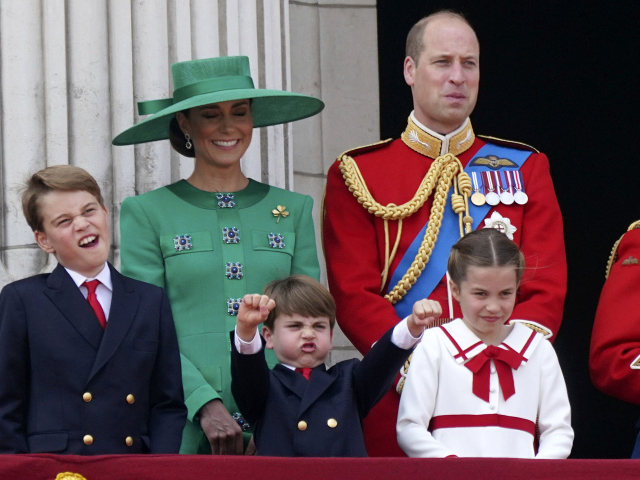 Princ William, jeho manželka, princezná Kate a ich deti 