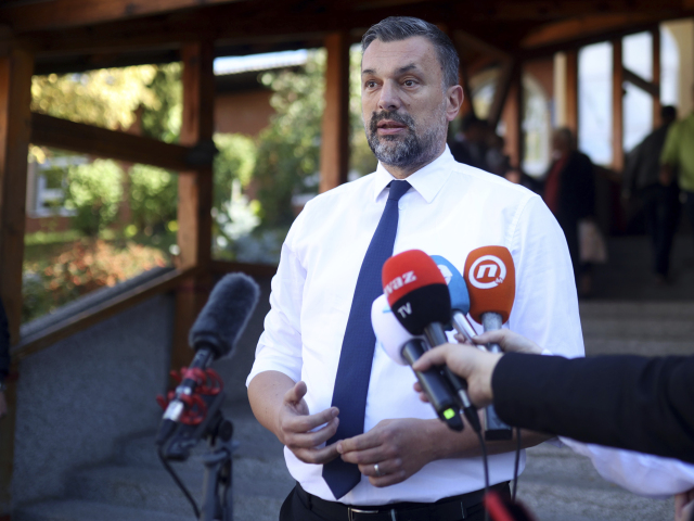 Elmedin Konakovič, Bosna