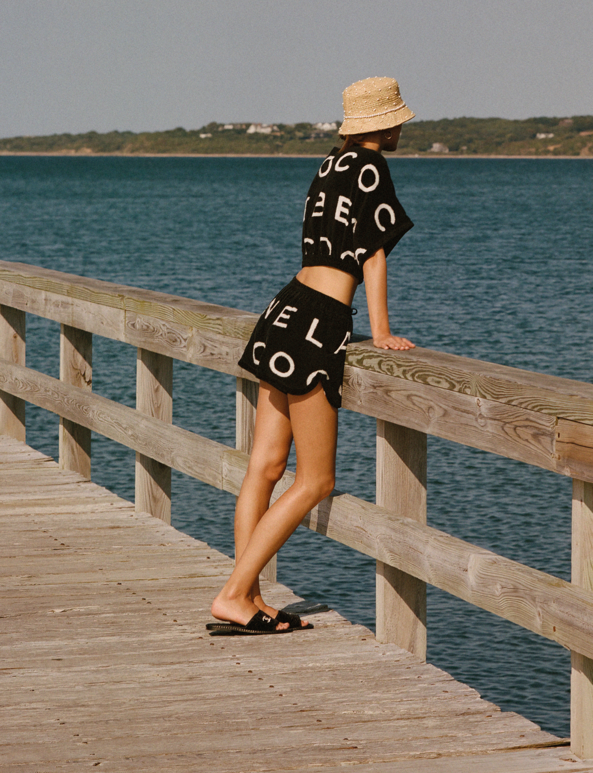 Vivienne Rohner na zábere z kampane COCO Beach od Chanel