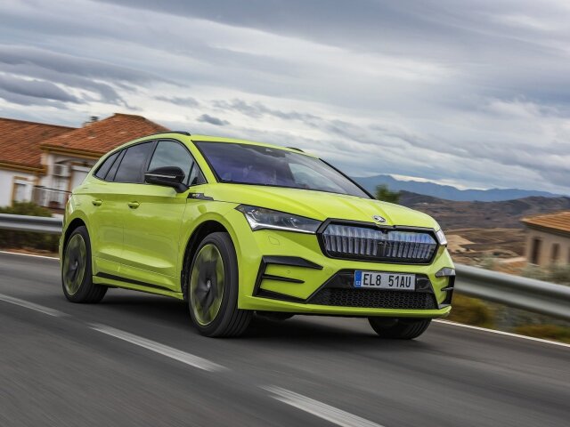 Skoda-Enyaq RS i V-2023-1600-1f