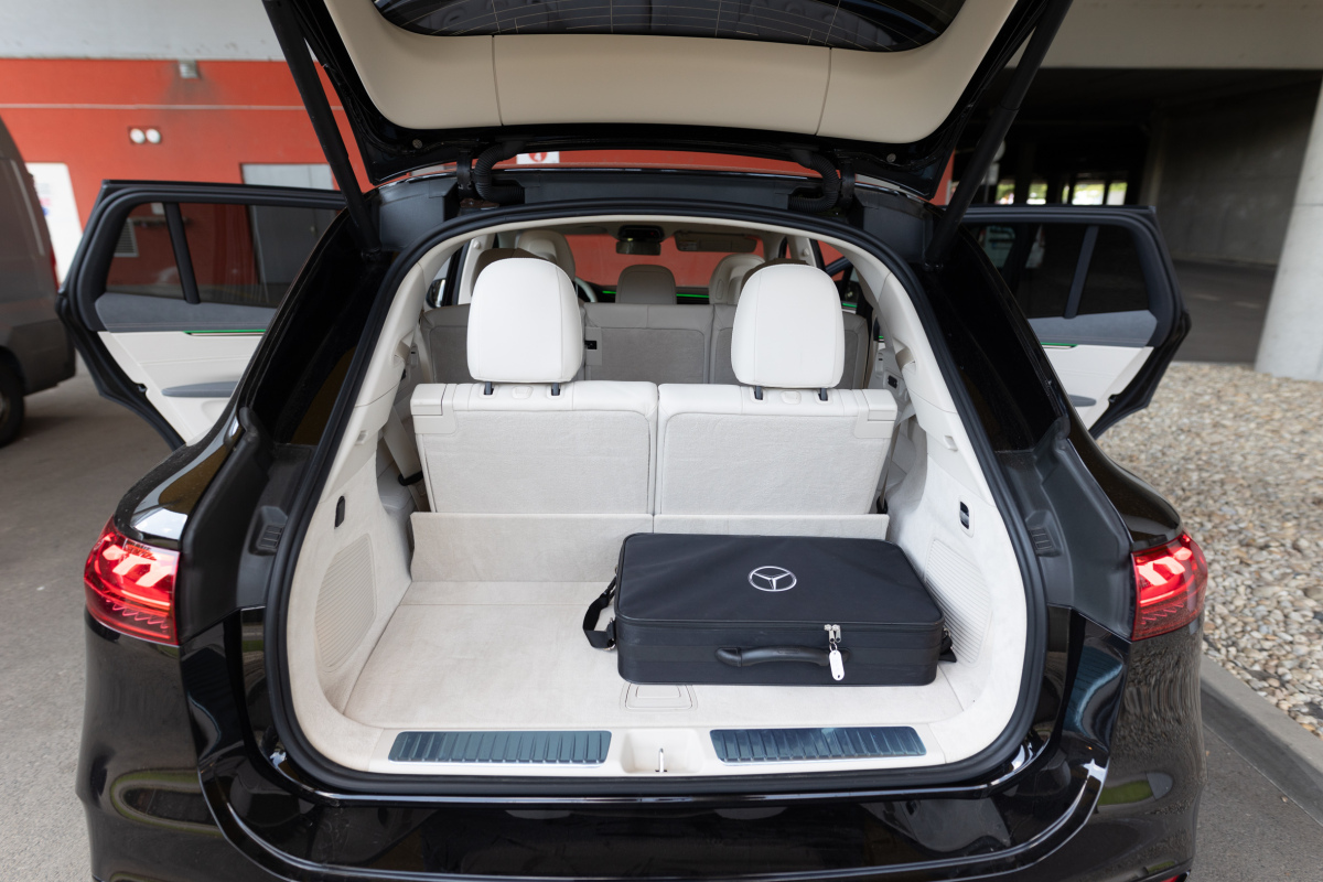 Mercedes-Benz EQS SUV - test 2023